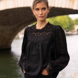 Blus Philippa i bomull & spets